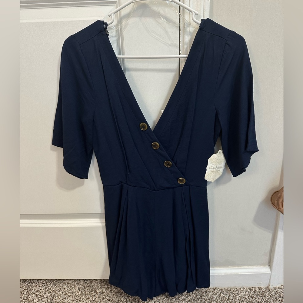 Altar’d State navy romper NWT